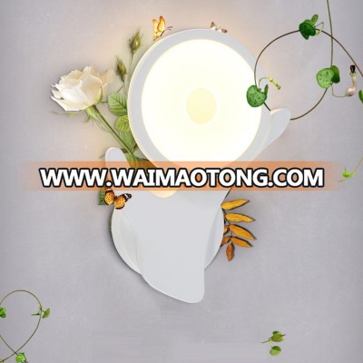 factory supply modren white fancy decorative led wall light indoor 13w